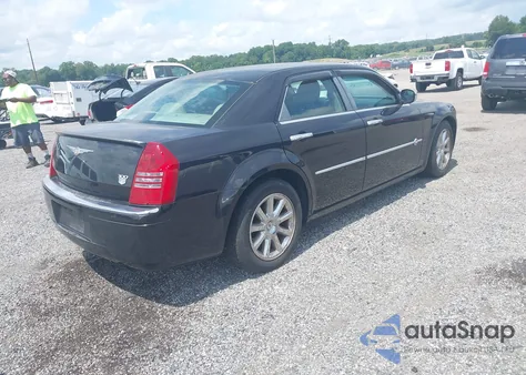 2006 Chrysler 300C from USA, damaged, VIN 2C3KA63H66H455552